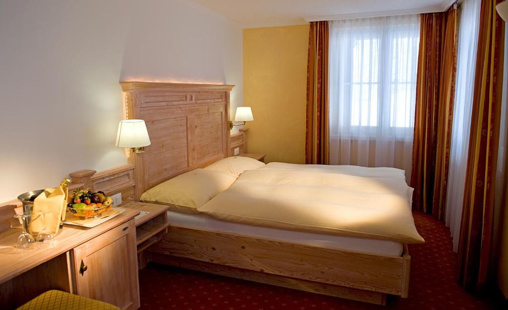 Restaurant Waldhaus 3*